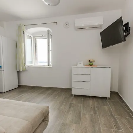 Apartment Ankica